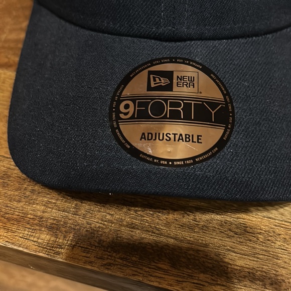 Titans Commemorative 9-11 Hat - Picture 6 of 7